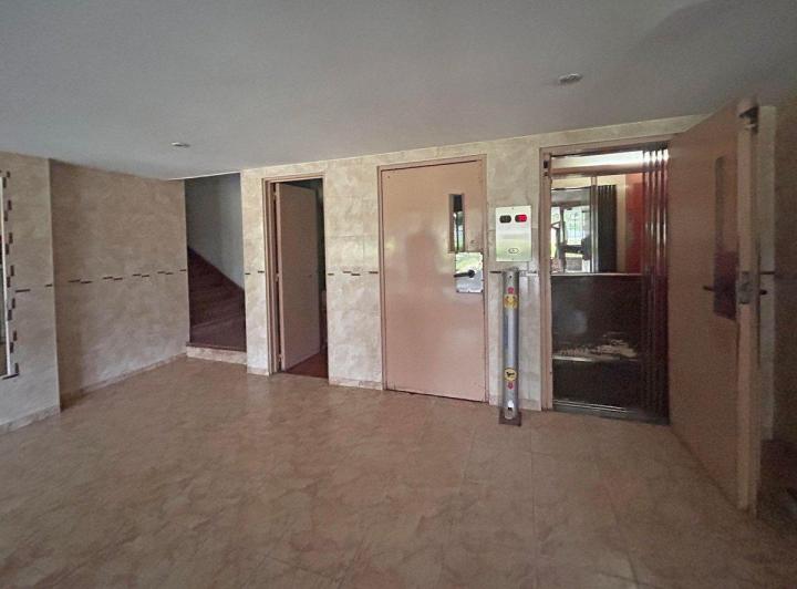 Venta Depto 4 ambientes Cochera Parque Chacabuco 1