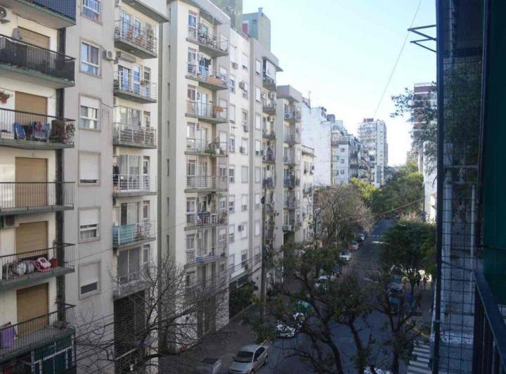 Venta Departamento 3 Ambientes  Balcon Cabaliito 4