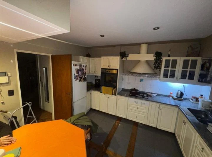 Venta Casa Triplex 6 ambientes en Caballito 3