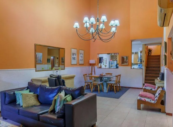 Venta de Casa de 5 amb con terraza y cochera 3