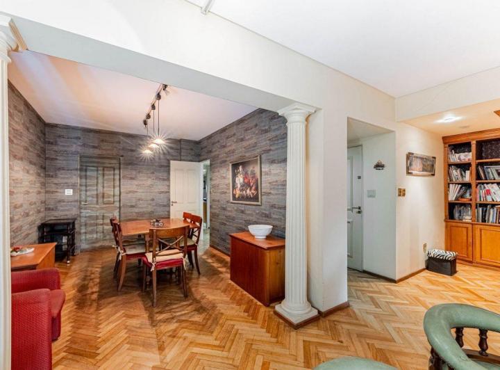 Venta departamento 4 ambientes con balcón Belgrano 5