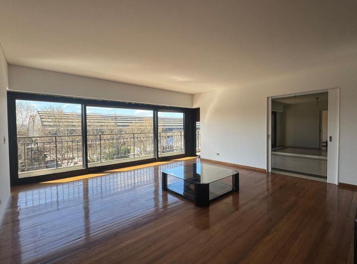 Alquiler Departamento 4 ambientes Cochera Retiro 1