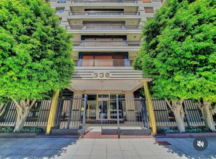 Alquiler Departamento 4 ambientes Cochera Retiro 2