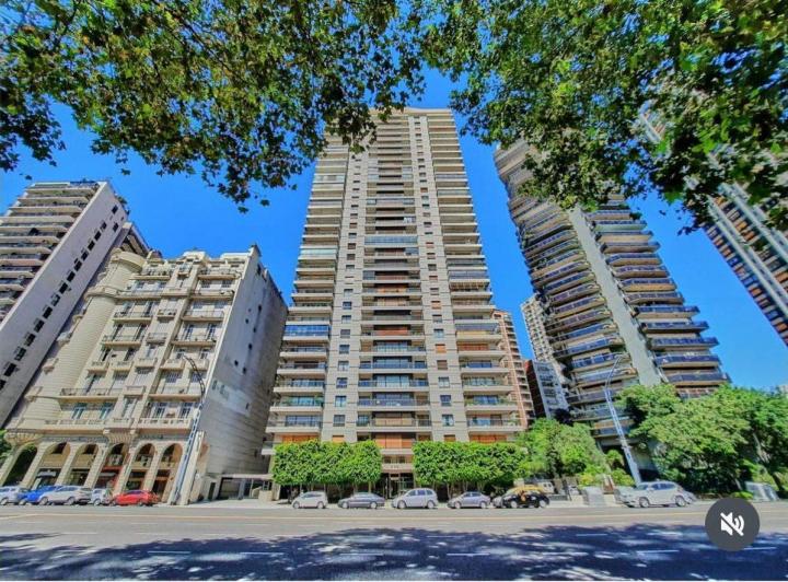 Alquiler Departamento 4 ambientes Cochera Retiro 3