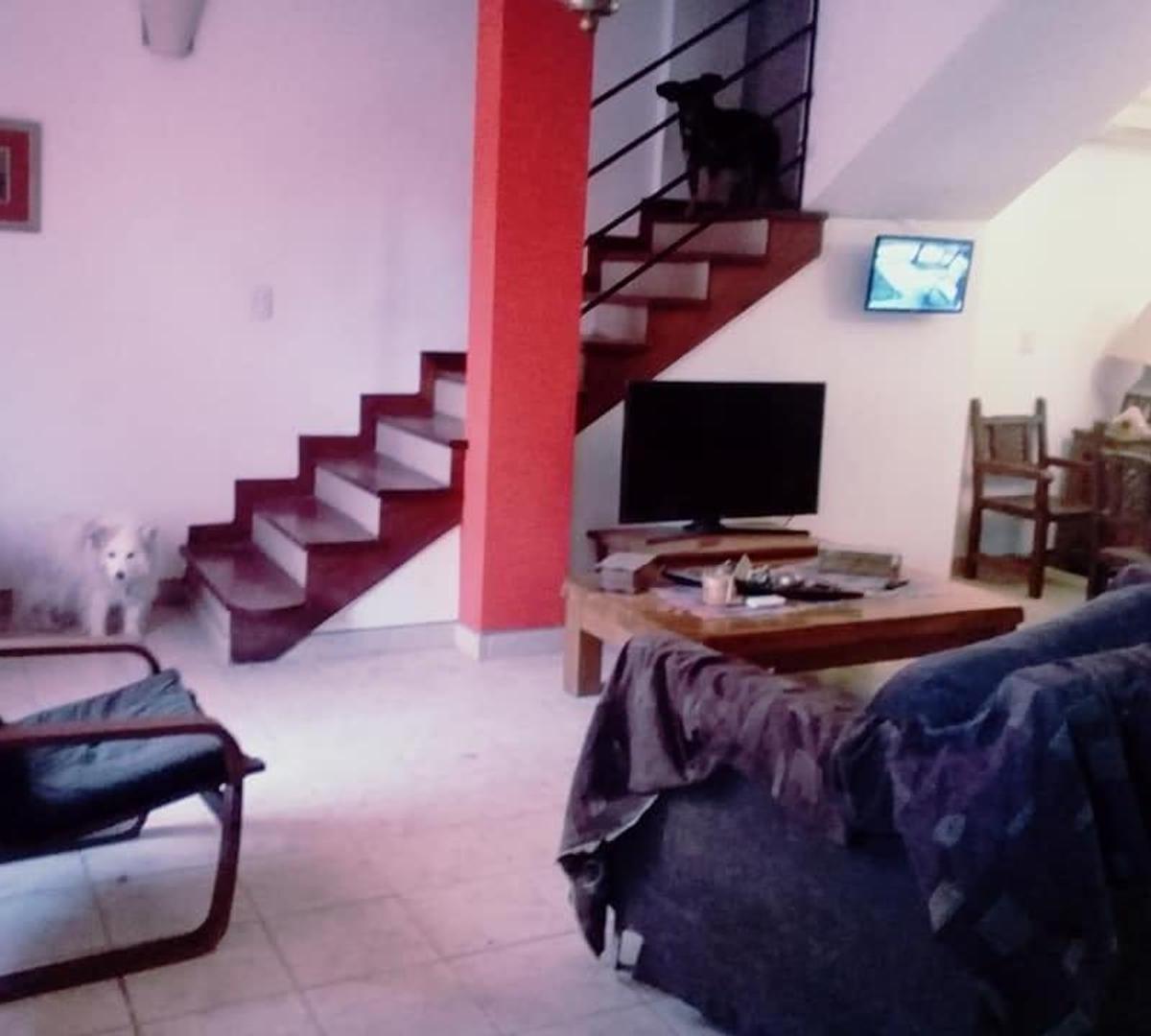 Casa de 4 Ambientes - Ituzaingó Norte 1