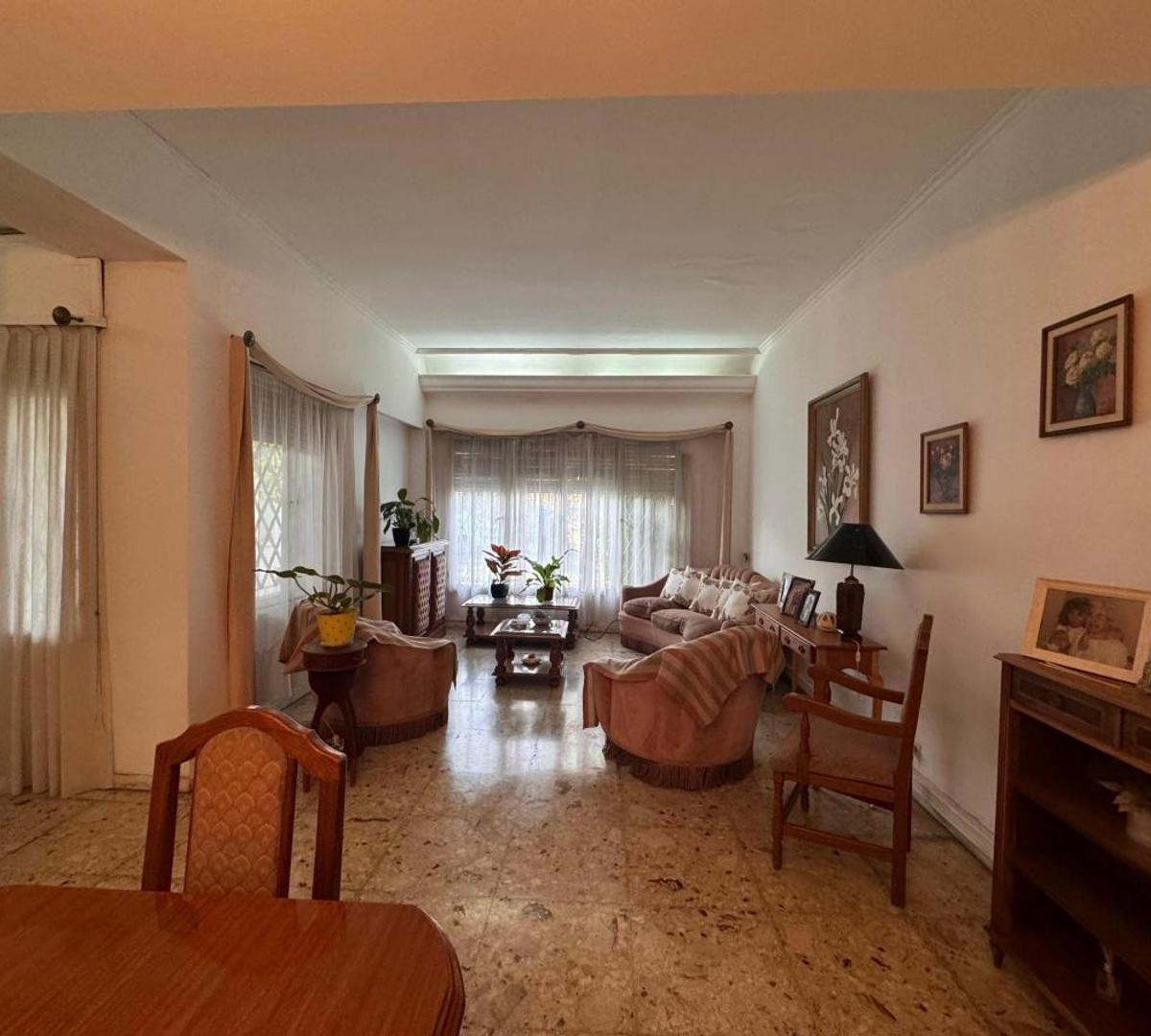 Casa de cuatro ambientes - Ituzaingó Norte