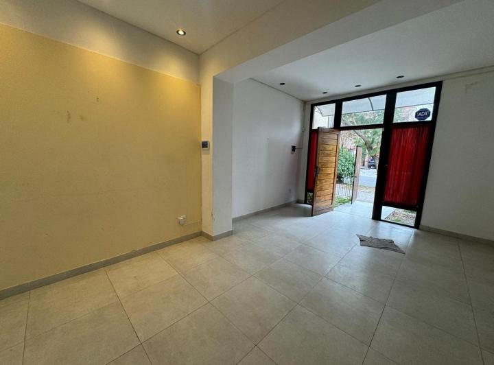 Casa tipo P.H. 3 ambientes - Ituzaingó sur 5