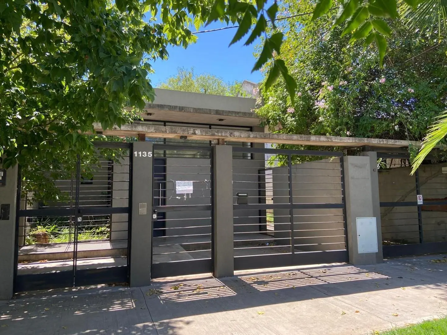 Casa apta uso profesional y comercial - Ituzaingó Norte 1