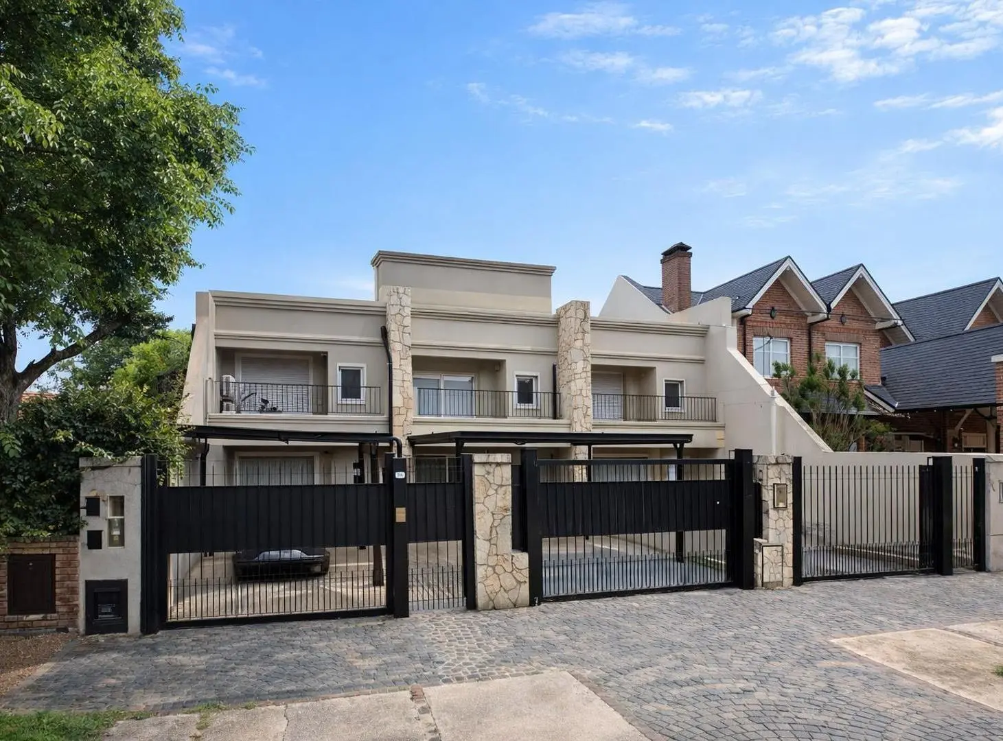 Dúplex tipo casa 4 ambientes- Castelar norte 1