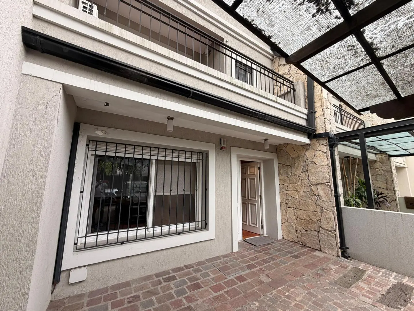 Dúplex tipo casa 4 ambientes- Castelar norte 3