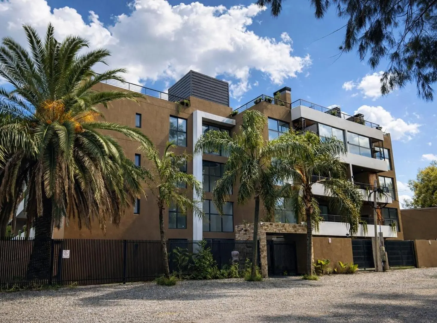 Departamento 3 Ambientes en complejo "Vista Leloir I" 1