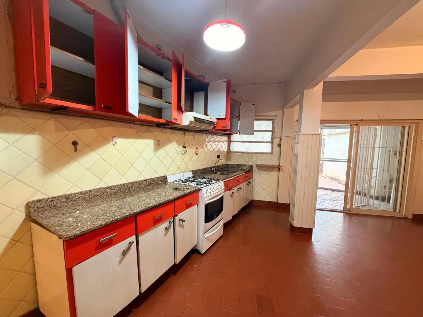 Casa tipo PH 2 ambientes 4