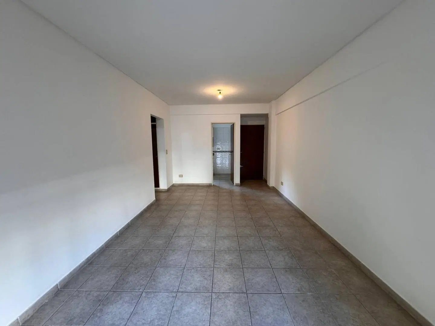 Departamento de 2 ambientes- Morón Sur 3