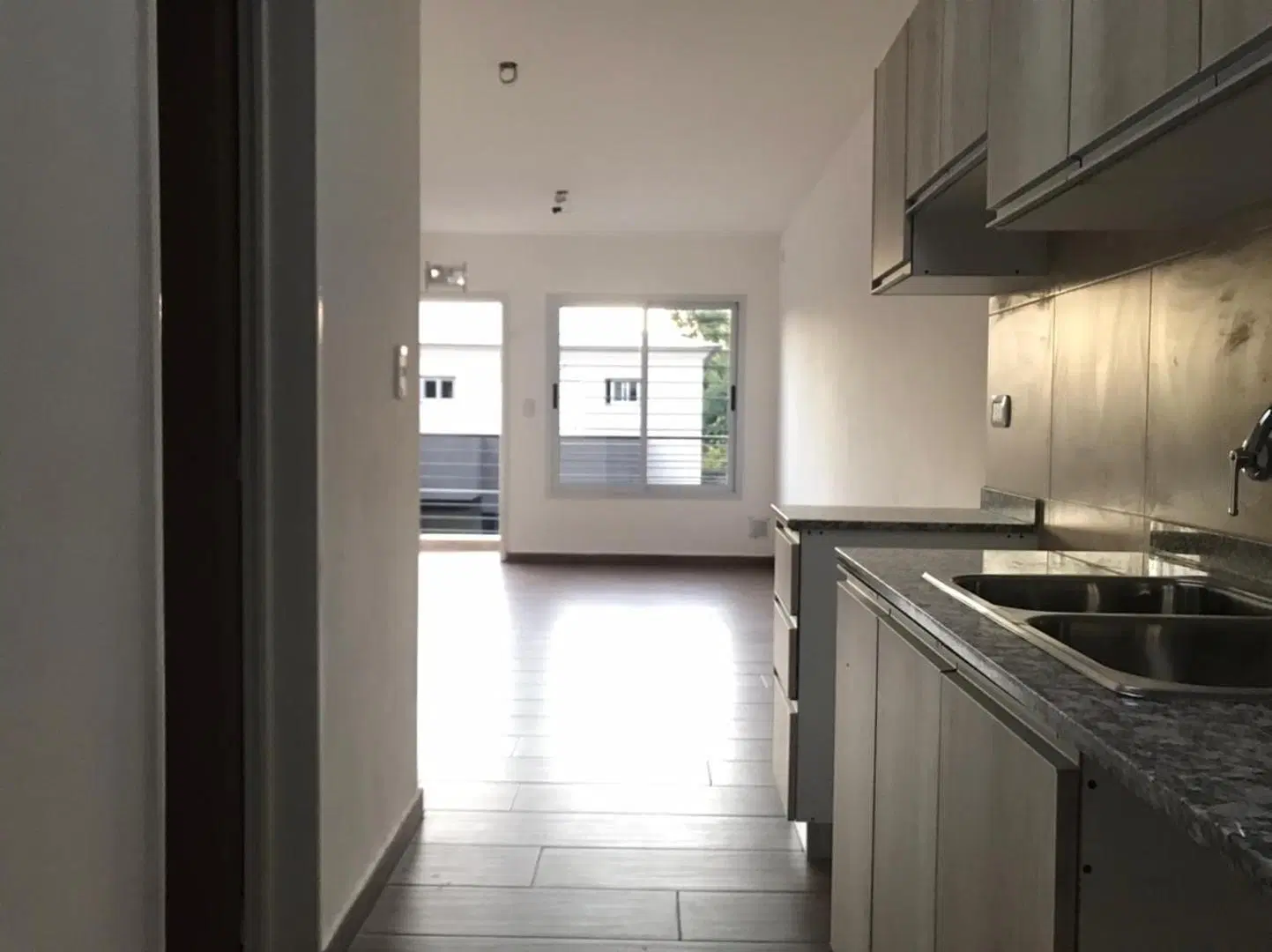 Departamento de dos ambientes - Castelar Norte 1