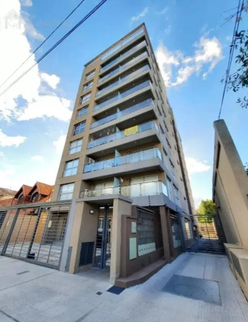 Departamento monoambiente- Ituzaingó Sur 5