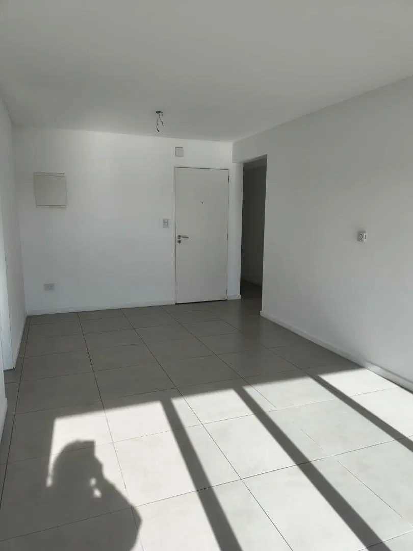 Departamento 3 Ambientes en "Jochy 6" Castelar Norte 4
