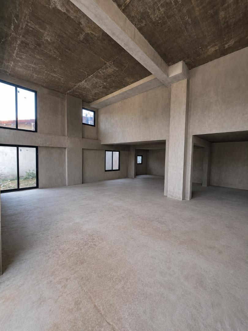 Foto de Local a estrenar de 150 m² en BrickHouse Ituzaingó, imagen 1