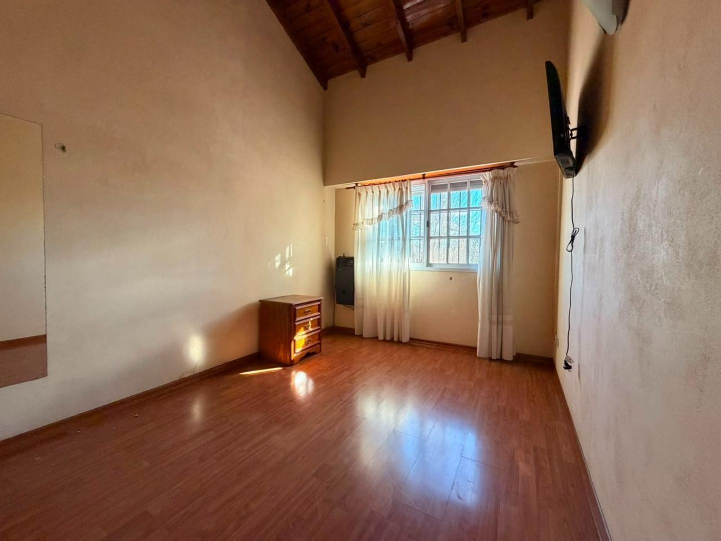 Foto de Casa de 4 ambientes- Ituzaingó Norte, imagen 5