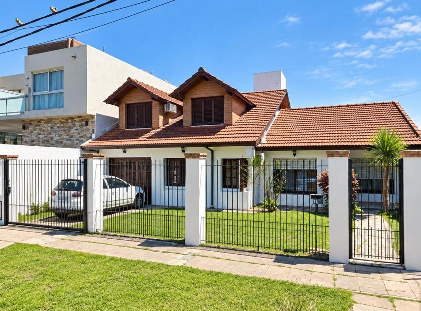 Foto de Casa 6 ambientes- Ituzaingó norte, imagen 2