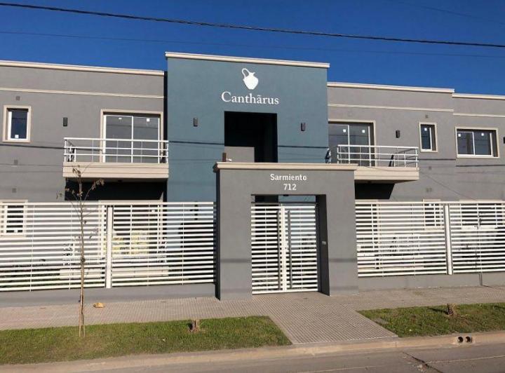 2 AMBIENTES c/balcón y cochera 1