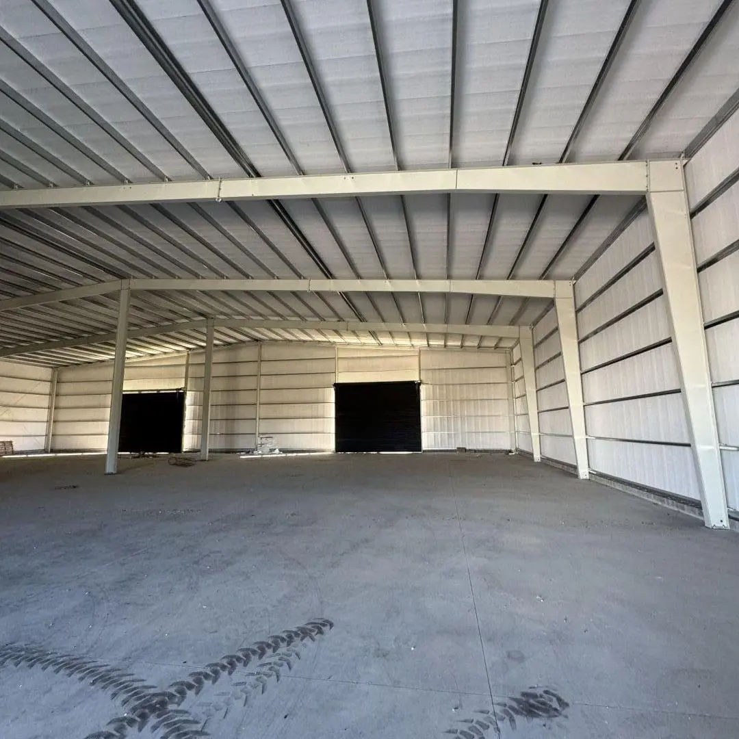 Alquiler galpón 1350m2 Exaltación de la Cruz 5