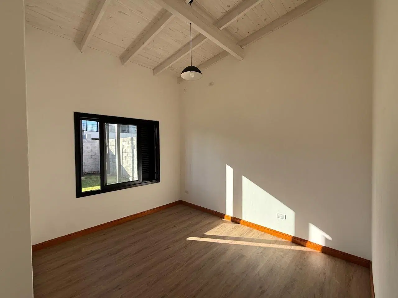 Areco - Venta departamento a estrenar 2 amb con jardin 1