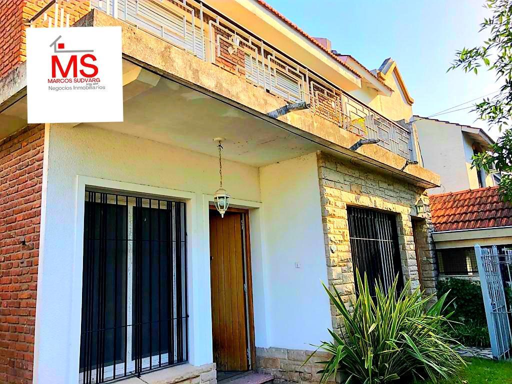 Ohiggins y Carvajal. Lote Propio. Casa con Jardín + 2 Amb C/ Terraza. 1