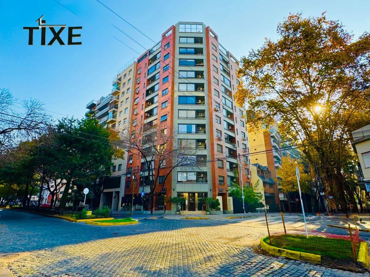 BOULEVARD MENDOZA. Categoría. 3 dorm. 2 Baños. Balcón. Vistas. Cochera. Amenities.