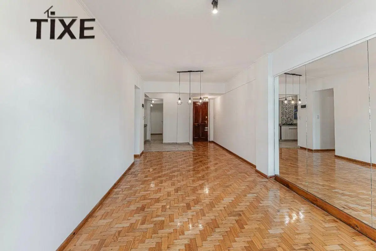 Salguero y Castex. 2 Dorm. 2 Baños. Balcón. Dependencias. Cochera. Impecable. 3