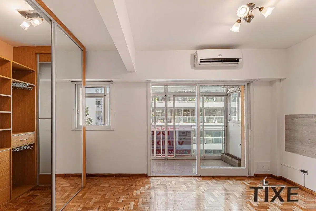 Salguero y Castex. 2 Dorm. 2 Baños. Balcón. Dependencias. Cochera. Impecable. 5