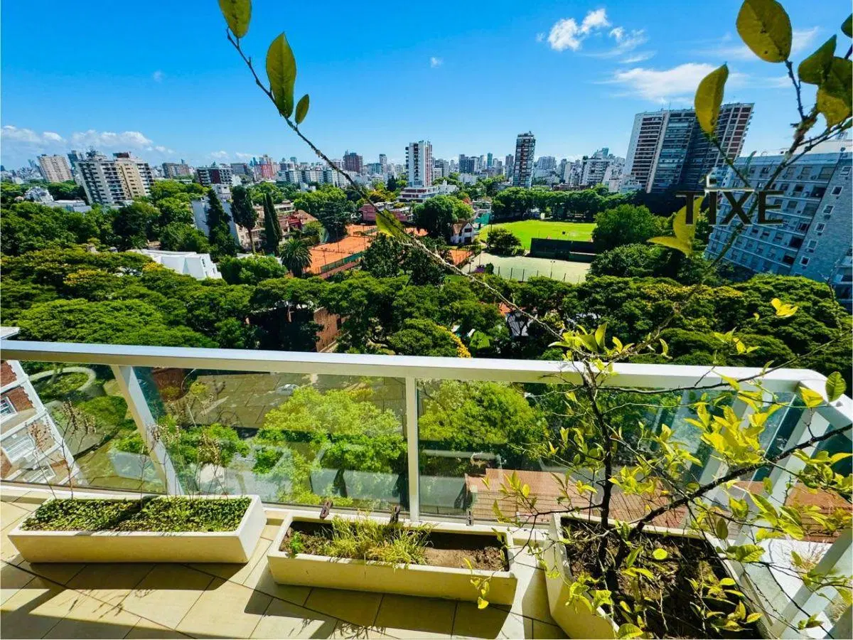 Belgrano R. Torre Categoría. Piso. Bcón Terraza. Vistas 360°. Lyc. 4dorm. C/dep. Cochera y Baulera. 2