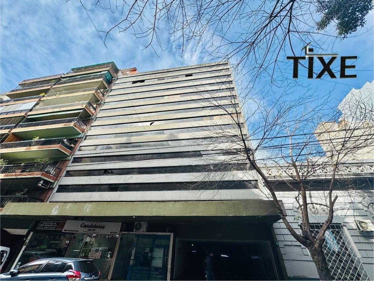 Cochera en Pb Fija Cubierta en Palermo - Araoz Al 2300, Esquina Güemes