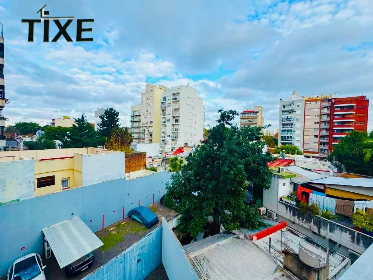 Nogoyá y Artigas. 2 Amb. Balcón contrafrente. Vistas abiertas. Cochera. Amenities. 2