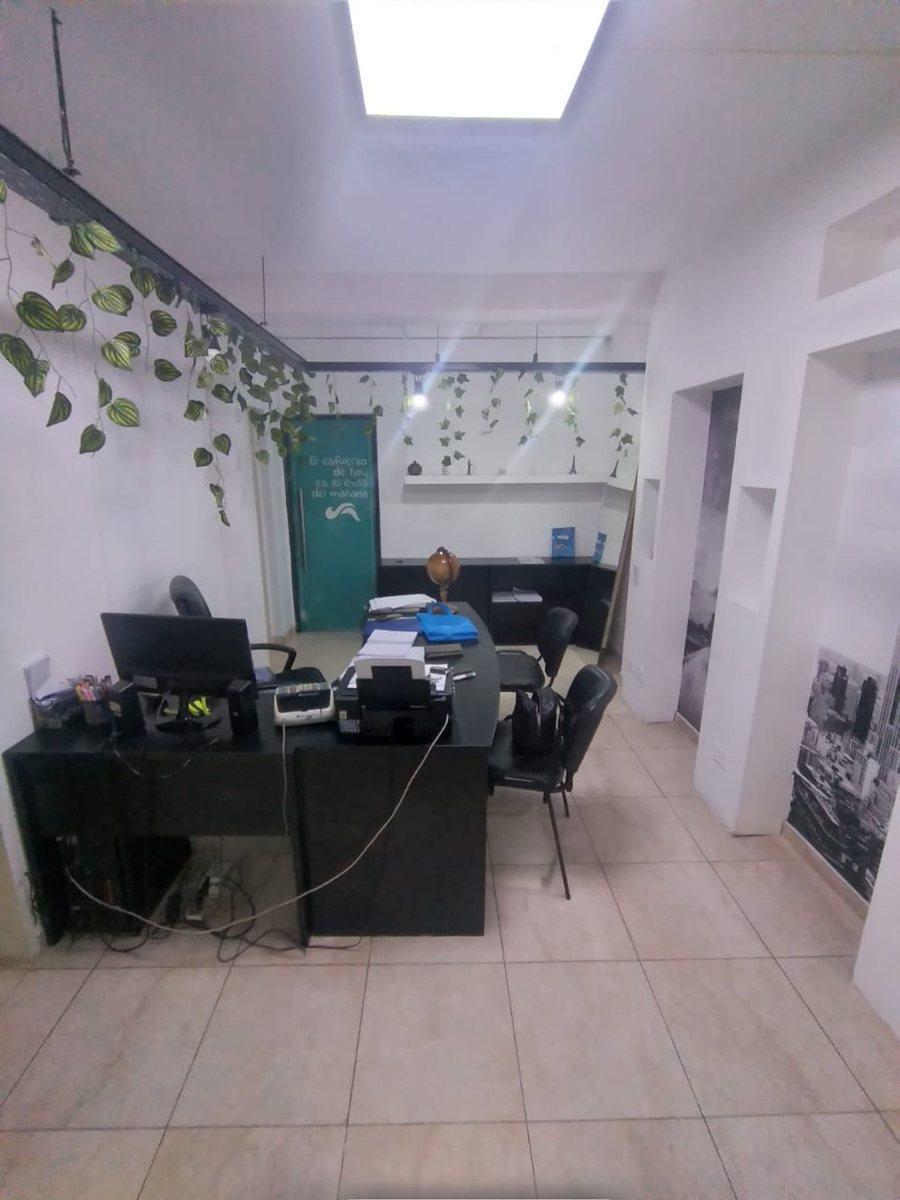 Casa en Venta en Moreno 5