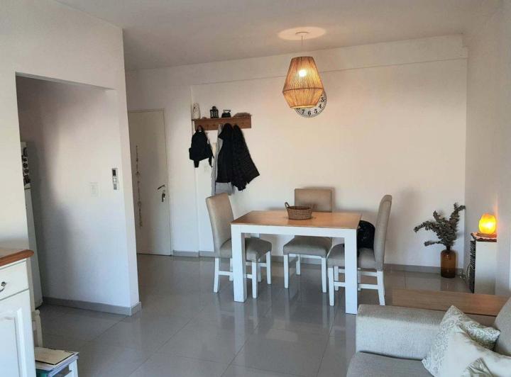 Venta Departamento con cochera en Moreno 5