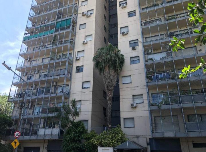 VENTA 5 AMB, 4 DORMITORIOS, COCHERA 3