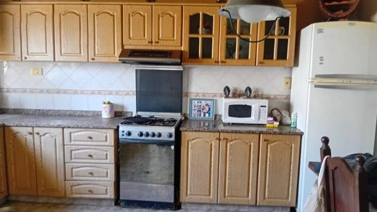 VENTA LOCAL + CASA SOBRE ACCESO OESTE INVERSION! 3