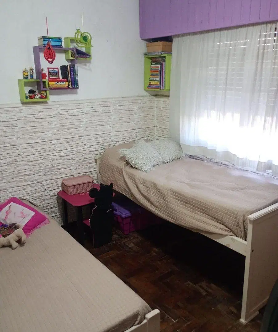 CASA EN VENTA EN MORENO 4
