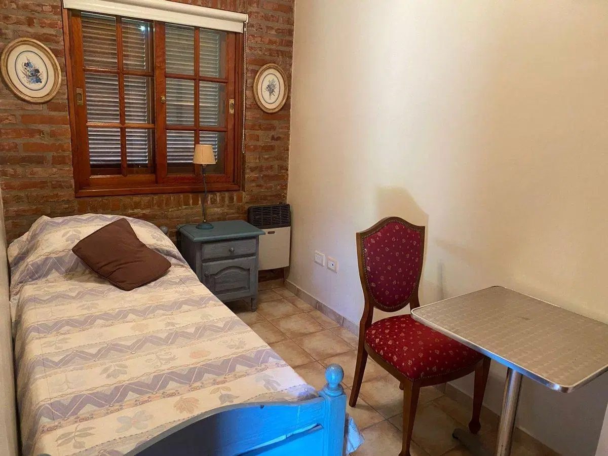 VENTA CASA COUNTRY BANCO PROVINCIA MORENO 5