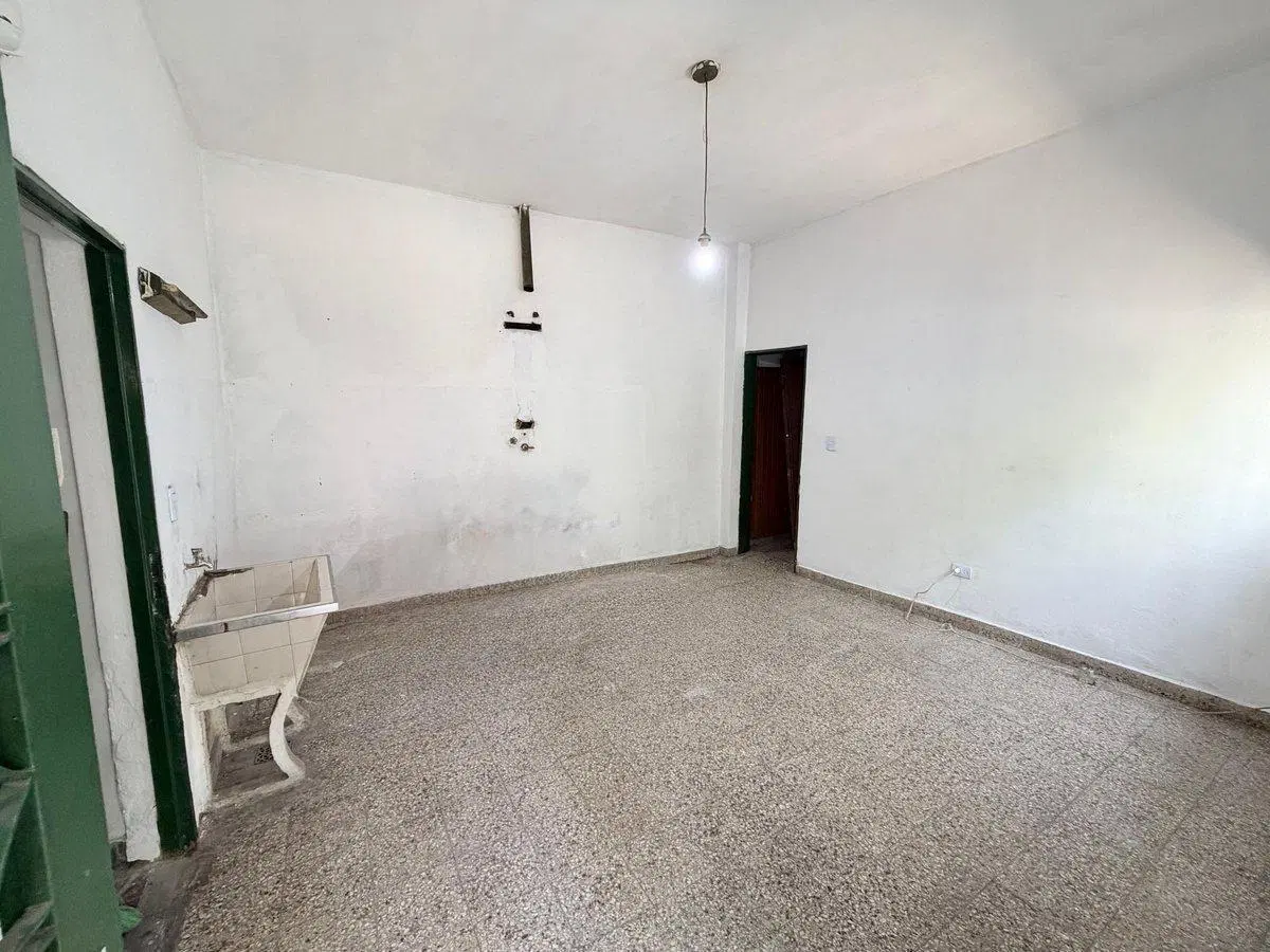 VENTA PH 2 AMB + LOCAL EN MORENO ZONA RESIDENCIAL 2