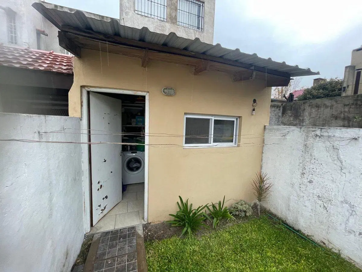 DUPLEX VENTA CASTELAR 4