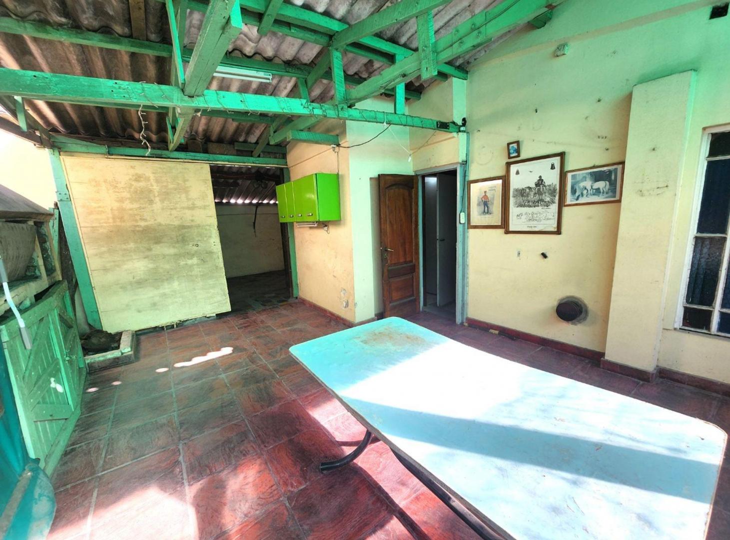 VENTA CASA PATIO PARRILLA ITUZAINGO NORTE