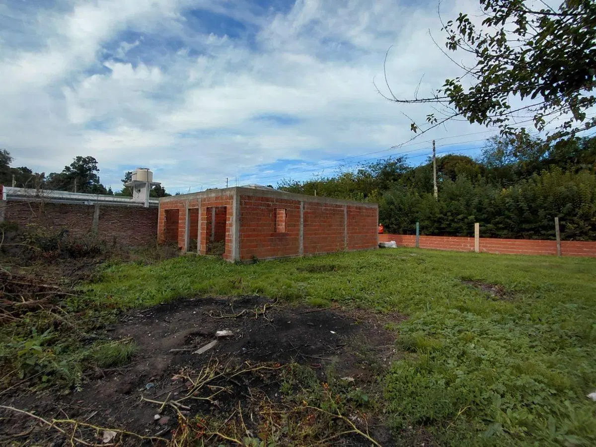 Venta Lote con importantísimas mejoras Marcos Paz 3