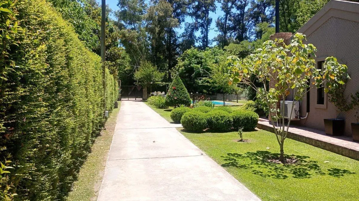 VENTA EXCELENTE QUINTA CON PILETA HERMOSA ZONA 5