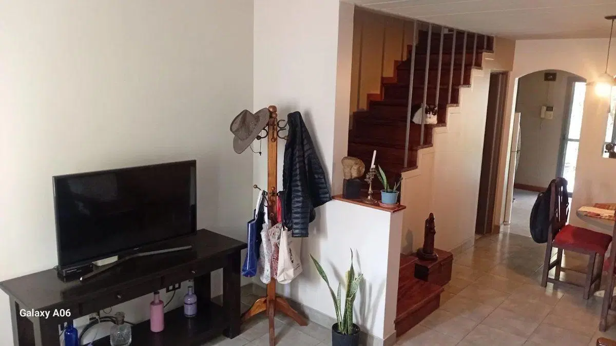 VENTA IMPECABLE DUPLEX 3 AMB. EN ARCOS DEL OESTE 2