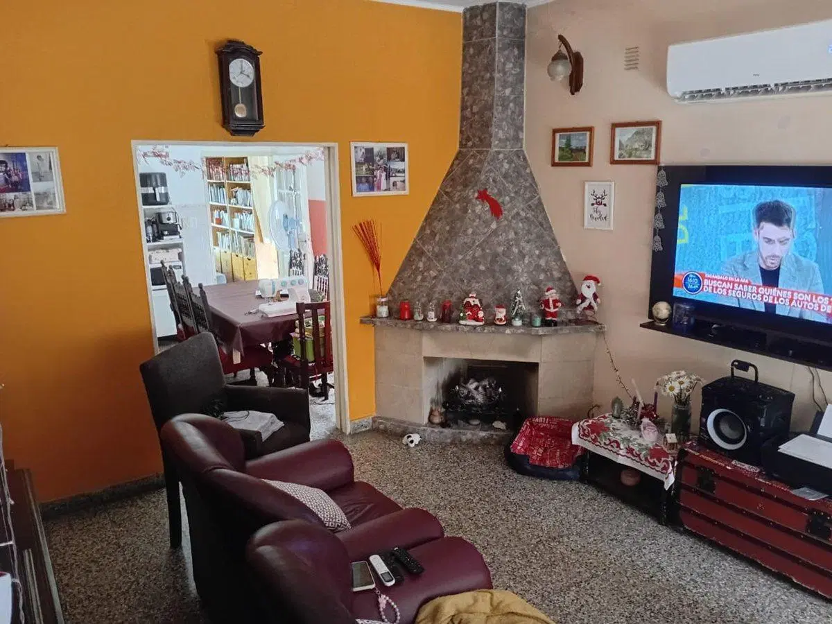 VENTA HERMOSA Y COMODA CASA 3 AMBIENTES EN MORENO 4