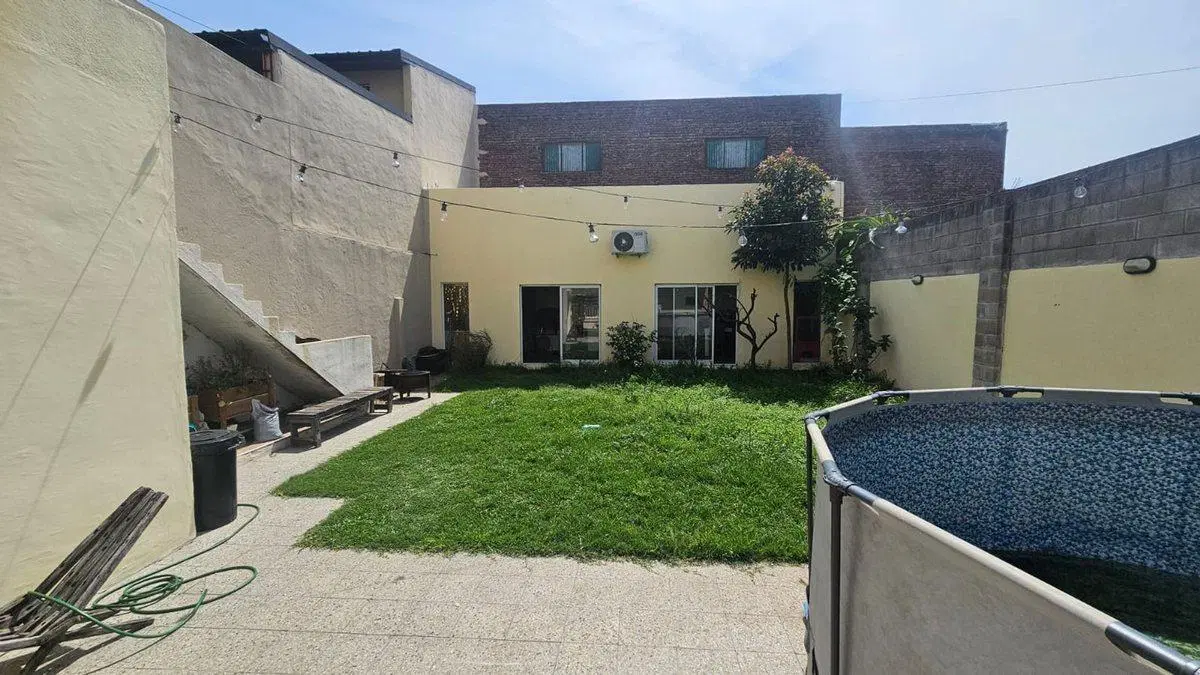 VENTA CASA EN DOS PLANTAS 4 AMBIENTES MORON HAEDO 4