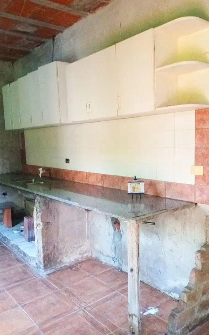 VENTA CASA CON AMPLIO LOTE EN GRAL RODRIGUEZ 4
