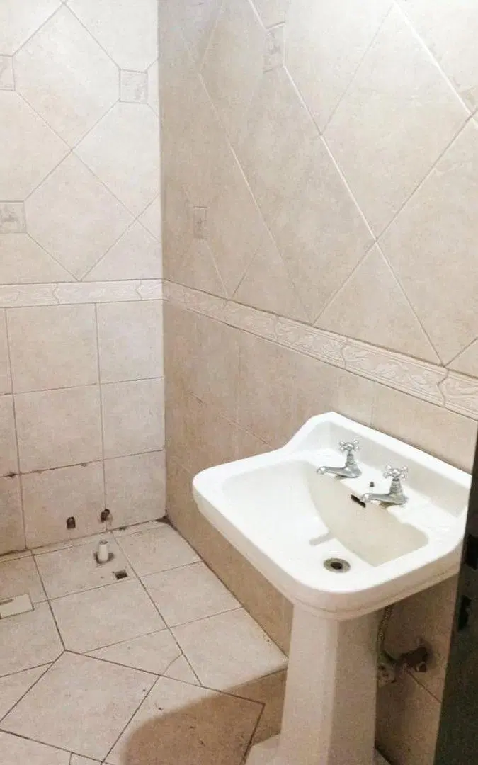 VENTA CASA CON AMPLIO LOTE EN GRAL RODRIGUEZ 5