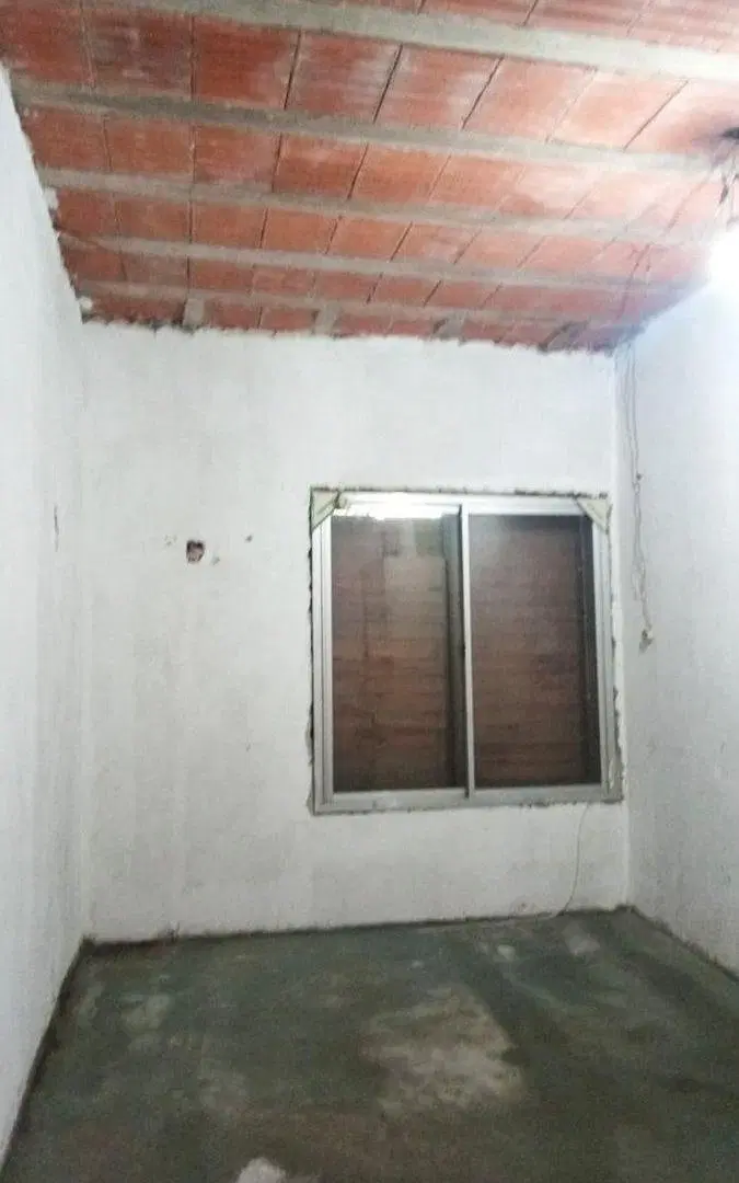 VENTA CASA CON AMPLIO LOTE EN GRAL RODRIGUEZ 3
